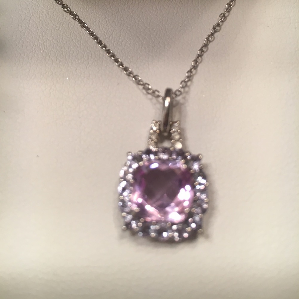 Heart pendant